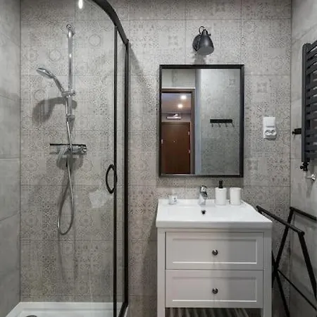 Uroczy, Komfortowy Dla 6 Osob - *